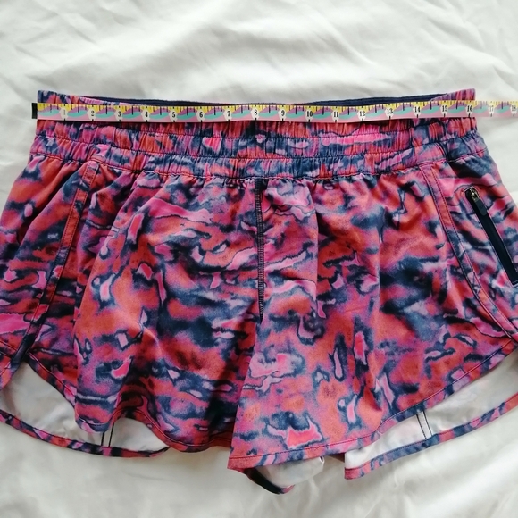 Lululemon Tracker 4" Shorts Lined Chroma Clash Multi 14 - Picture 14 of 16